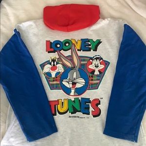 Vintage Looney Tunes hoodie !!💙❤️